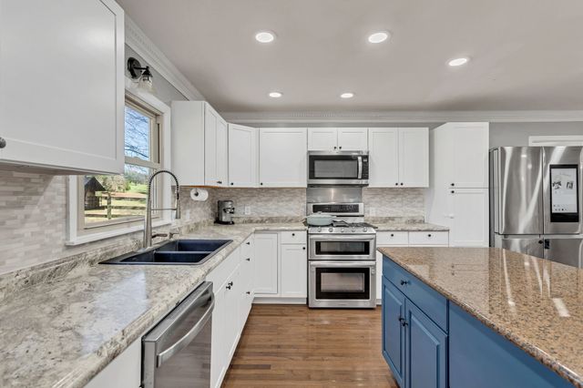 408 McKibbon Ln, Pulaski, TN 38478