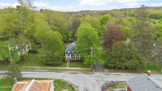 115 Bunker Hill Road, Valley Falls, NY 12185