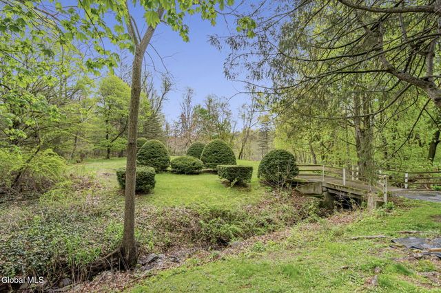 115 Bunker Hill Road, Valley Falls, NY 12185