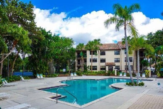 4401 W Mcnab Road 24, Pompano Beach, FL 33069