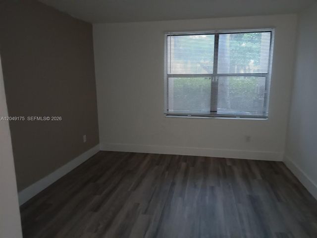 4401 W Mcnab Road 24, Pompano Beach, FL 33069