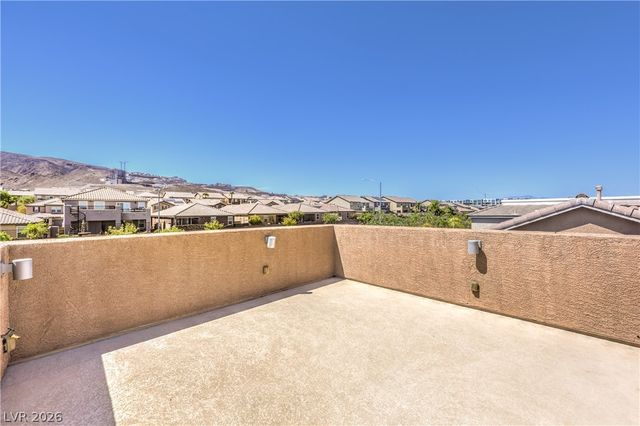 913 Estes Cove Avenue, Henderson, NV 89012
