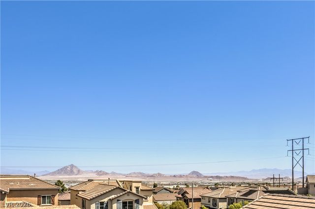 913 Estes Cove Avenue, Henderson, NV 89012