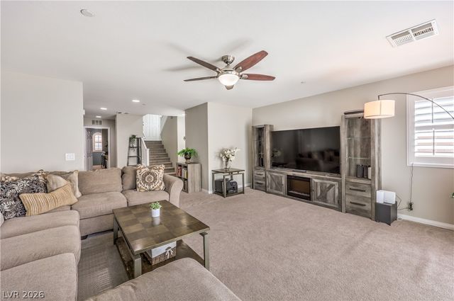 913 Estes Cove Avenue, Henderson, NV 89012