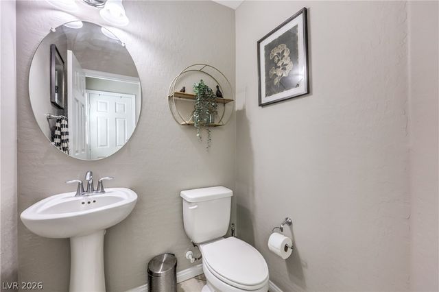 913 Estes Cove Avenue, Henderson, NV 89012