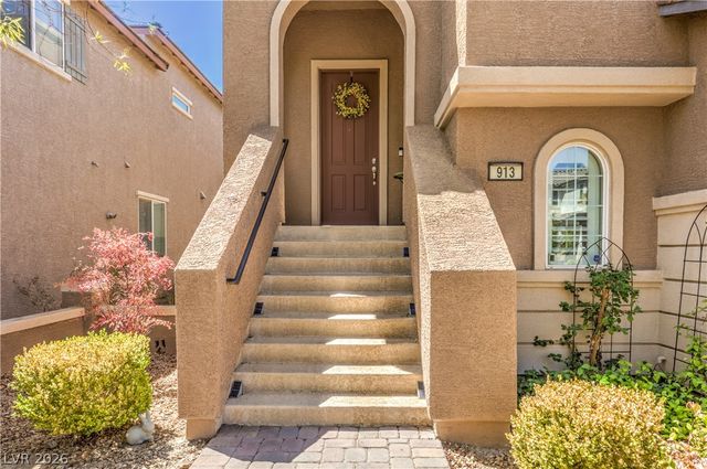 913 Estes Cove Avenue, Henderson, NV 89012