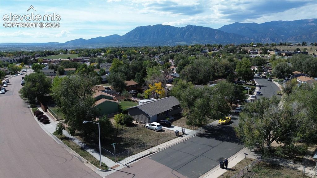 3685 Dogwood Drive, Colorado Springs, CO 80910 — photo 2