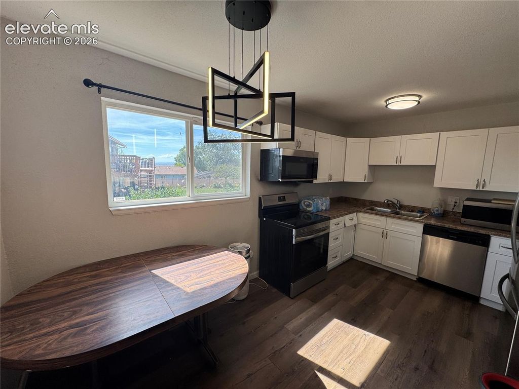 3685 Dogwood Drive, Colorado Springs, CO 80910 — photo 5