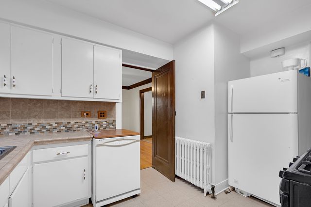 1324 Fredrickson Place, Highland Park, IL 60035