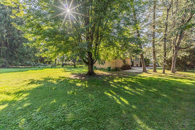 1324 Fredrickson Place, Highland Park, IL 60035