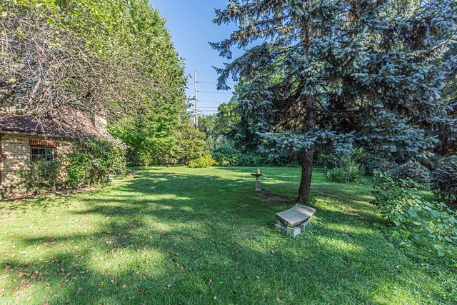 1324 Fredrickson Place, Highland Park, IL 60035