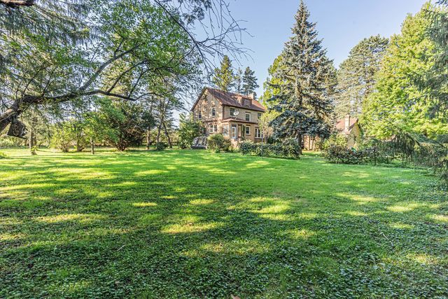 1324 Fredrickson Place, Highland Park, IL 60035