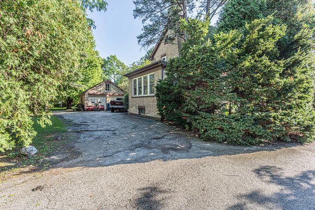 1324 Fredrickson Place, Highland Park, IL 60035