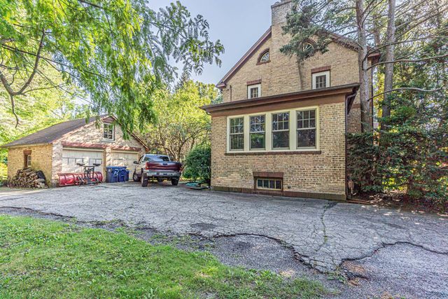 1324 Fredrickson Place, Highland Park, IL 60035