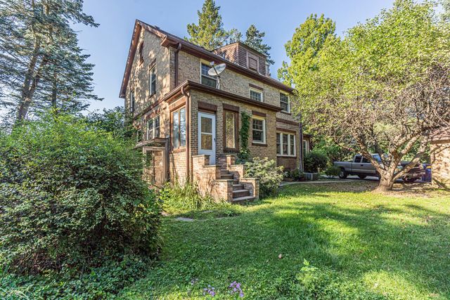 1324 Fredrickson Place, Highland Park, IL 60035
