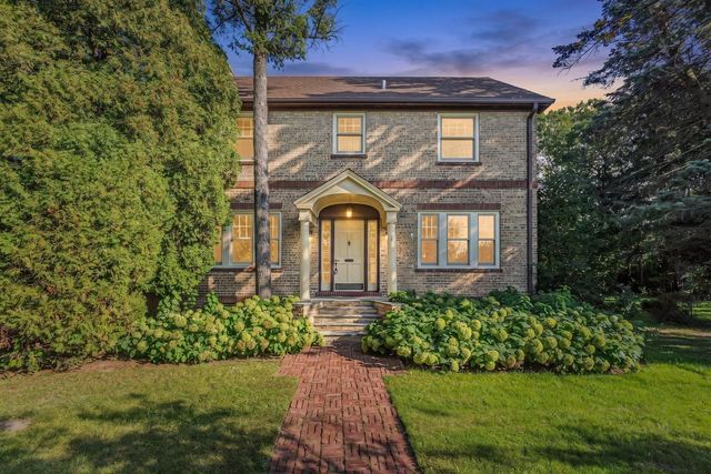1324 Fredrickson Place, Highland Park, IL 60035