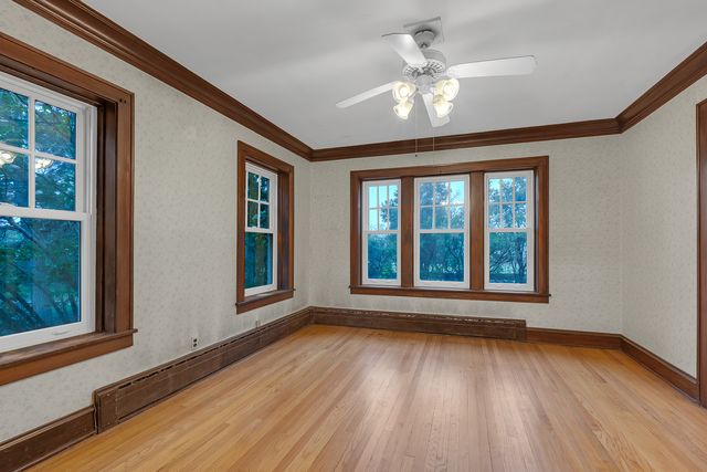 1324 Fredrickson Place, Highland Park, IL 60035