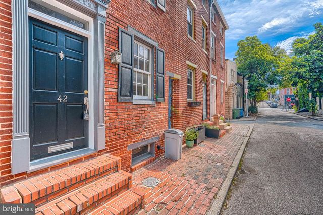 42 E HAMBURG ST E, Baltimore, MD 21230