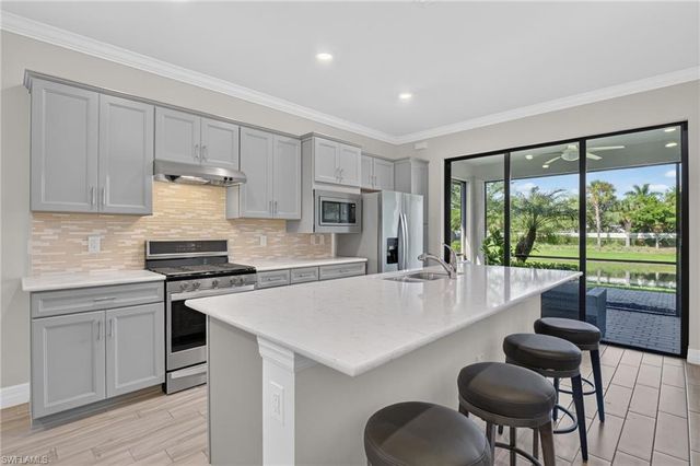 7237 Wilton DR, Naples, FL 34109