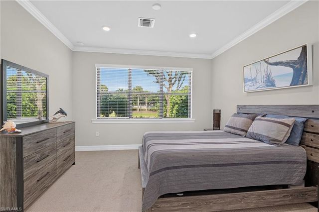 7237 Wilton DR, Naples, FL 34109