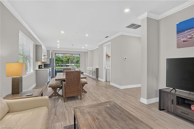 7237 Wilton DR, Naples, FL 34109