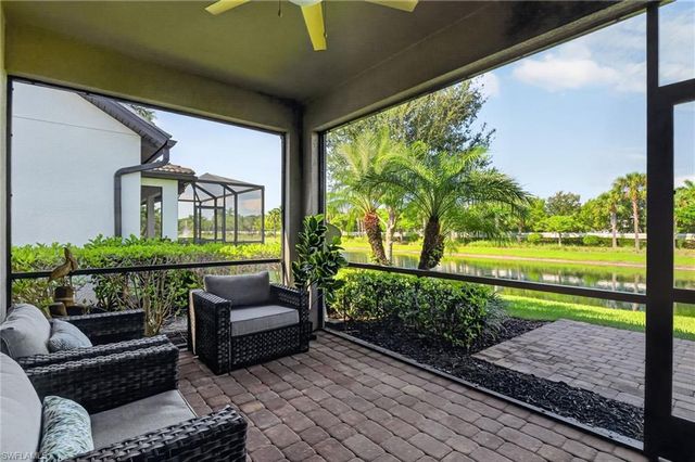7237 Wilton DR, Naples, FL 34109