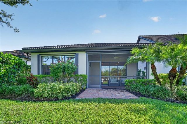 7237 Wilton DR, Naples, FL 34109