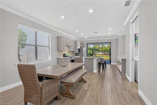 7237 Wilton DR, Naples, FL 34109
