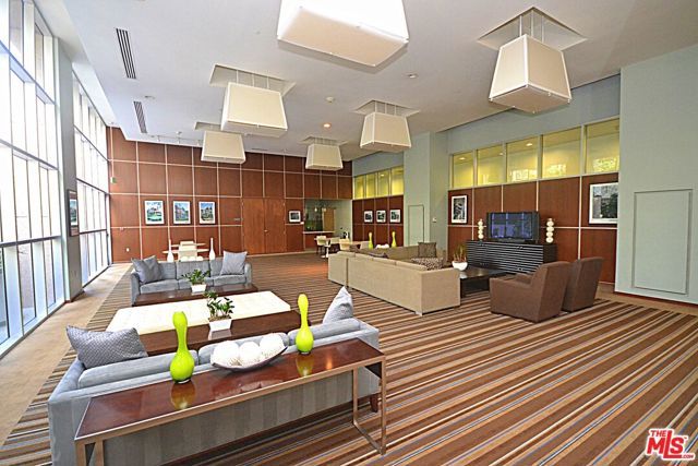 801 S Grand Avenue 1507, Los Angeles, CA 90017