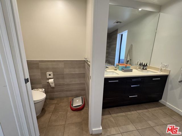 801 S Grand Avenue 1507, Los Angeles, CA 90017