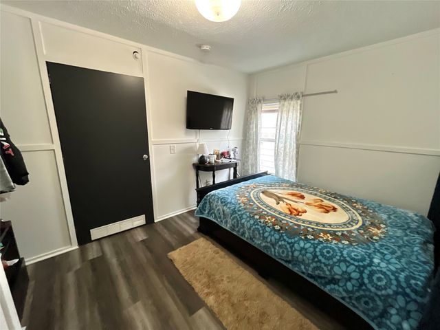 709 N Collins Frwy 130, Howe, TX 75459