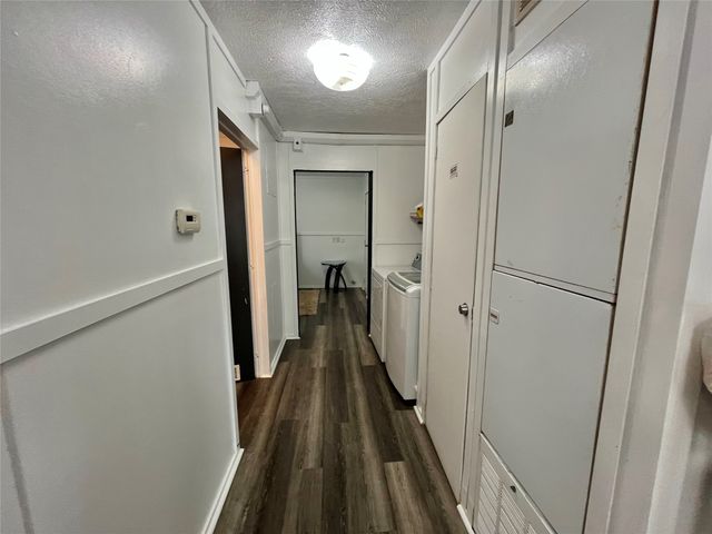 709 N Collins Frwy 130, Howe, TX 75459