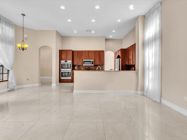 3445 NW 87th Avenue, Hollywood, FL 33024
