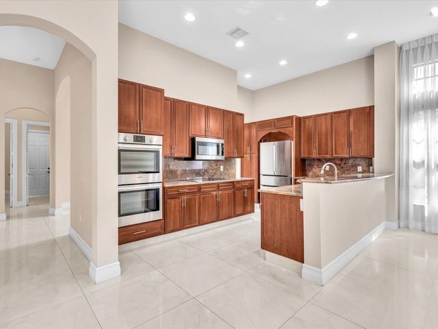 3445 NW 87th Avenue, Hollywood, FL 33024