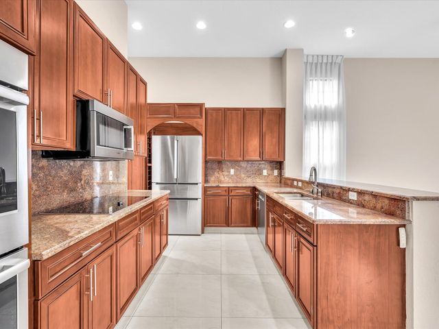3445 NW 87th Avenue, Hollywood, FL 33024
