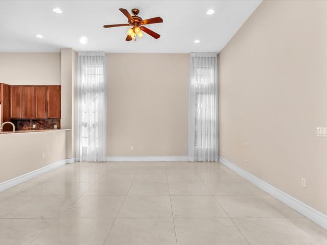 3445 NW 87th Avenue, Hollywood, FL 33024