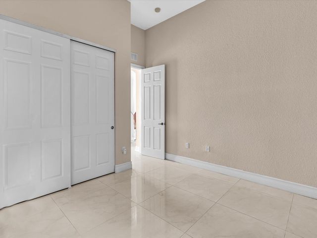 3445 NW 87th Avenue, Hollywood, FL 33024