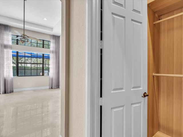 3445 NW 87th Avenue, Hollywood, FL 33024