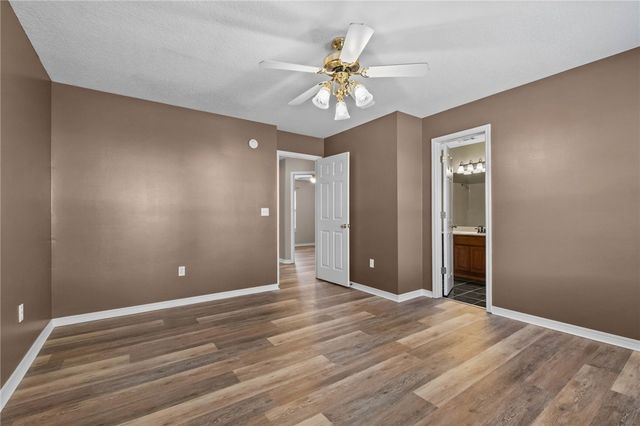 523 Evergreen Circle, Lowell, AR 72745