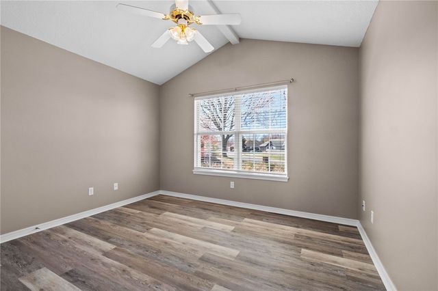 523 Evergreen Circle, Lowell, AR 72745