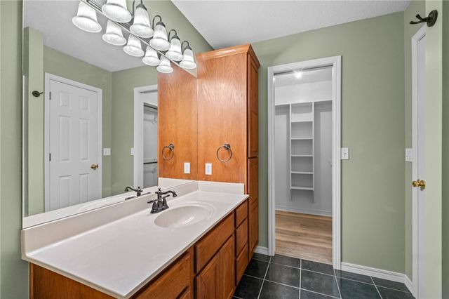 523 Evergreen Circle, Lowell, AR 72745