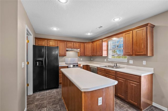 523 Evergreen Circle, Lowell, AR 72745