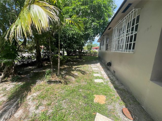 1190 NW 135th Street, North Miami, FL 33168
