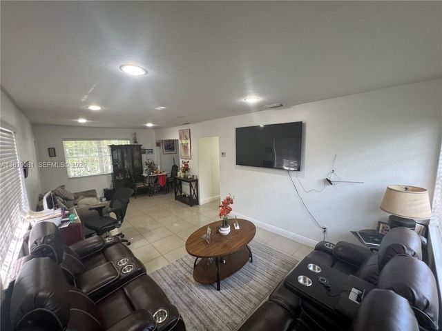 1190 NW 135th Street, North Miami, FL 33168