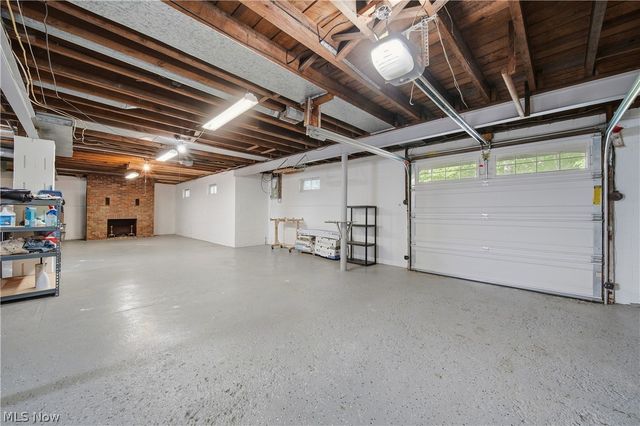 1687 Mount Pleasant Street NE, Canton, OH 44721