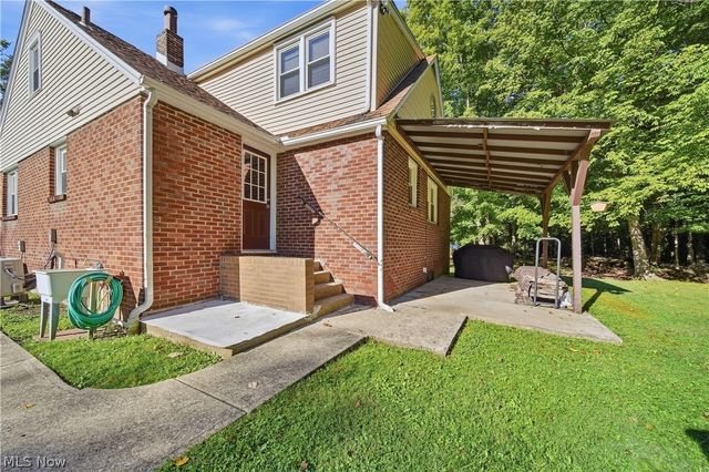 1687 Mount Pleasant Street NE, Canton, OH 44721