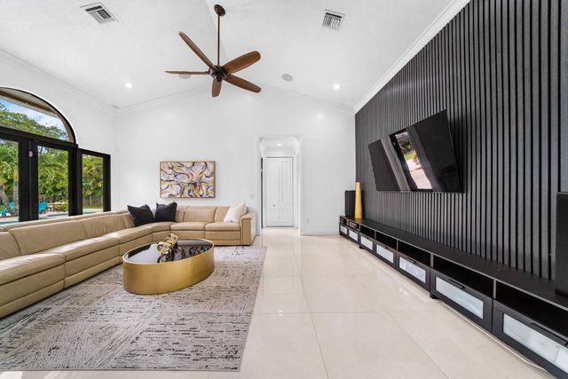 7520 NW 50th Court, Coral Springs, FL 33067
