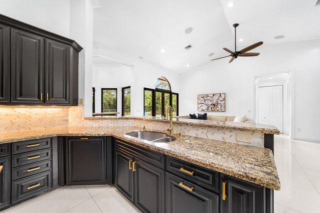7520 NW 50th Court, Coral Springs, FL 33067