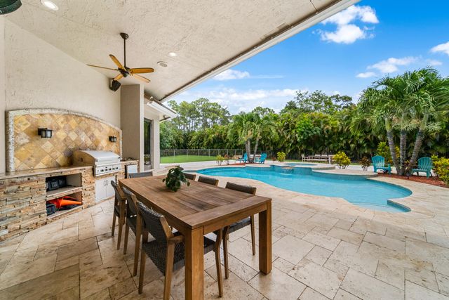 7520 NW 50th Court, Coral Springs, FL 33067