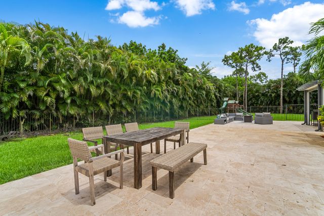 7520 NW 50th Court, Coral Springs, FL 33067